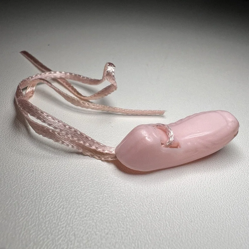 Single Vintage‎ Pink Plastic Ballet Slipper from a Mattel Barbie doll 1986